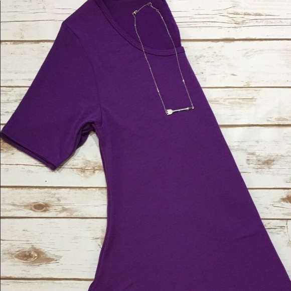 LuLaRoe Tops - Perfect T LuLaRoe Tops - Perfect T